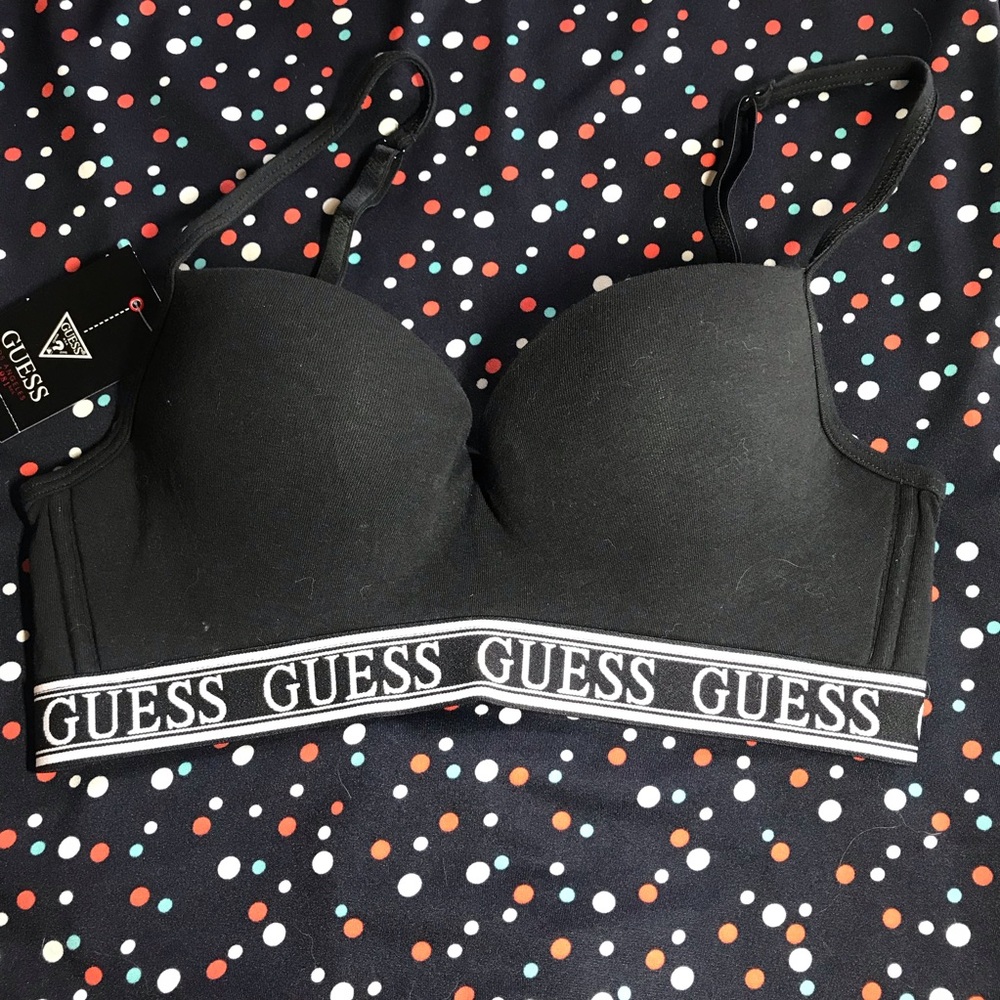 Black padded cups Guess sport bra
